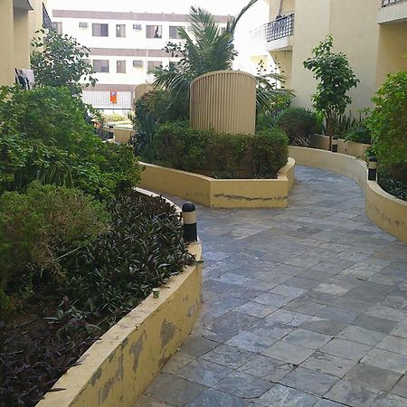 Ruby Star Hostel Dubai F2 エクステリア 写真
