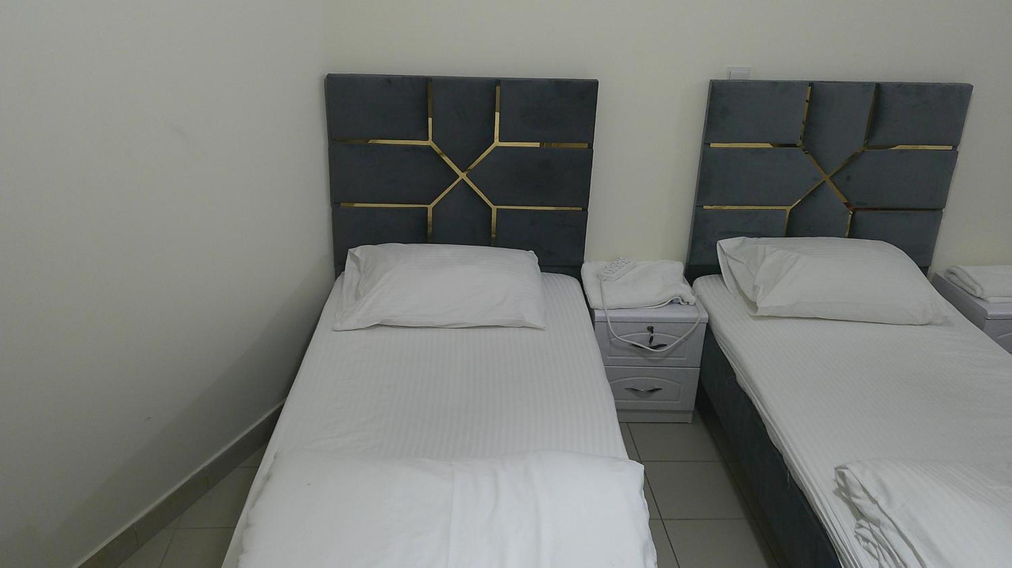 Ruby Star Hostel Dubai F2 エクステリア 写真